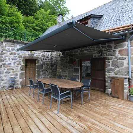 Сasa de vacaciones Gite Isole Avec Piscine Chauffee, Cheminee, Animaux Acceptes - Fr-1-742-314